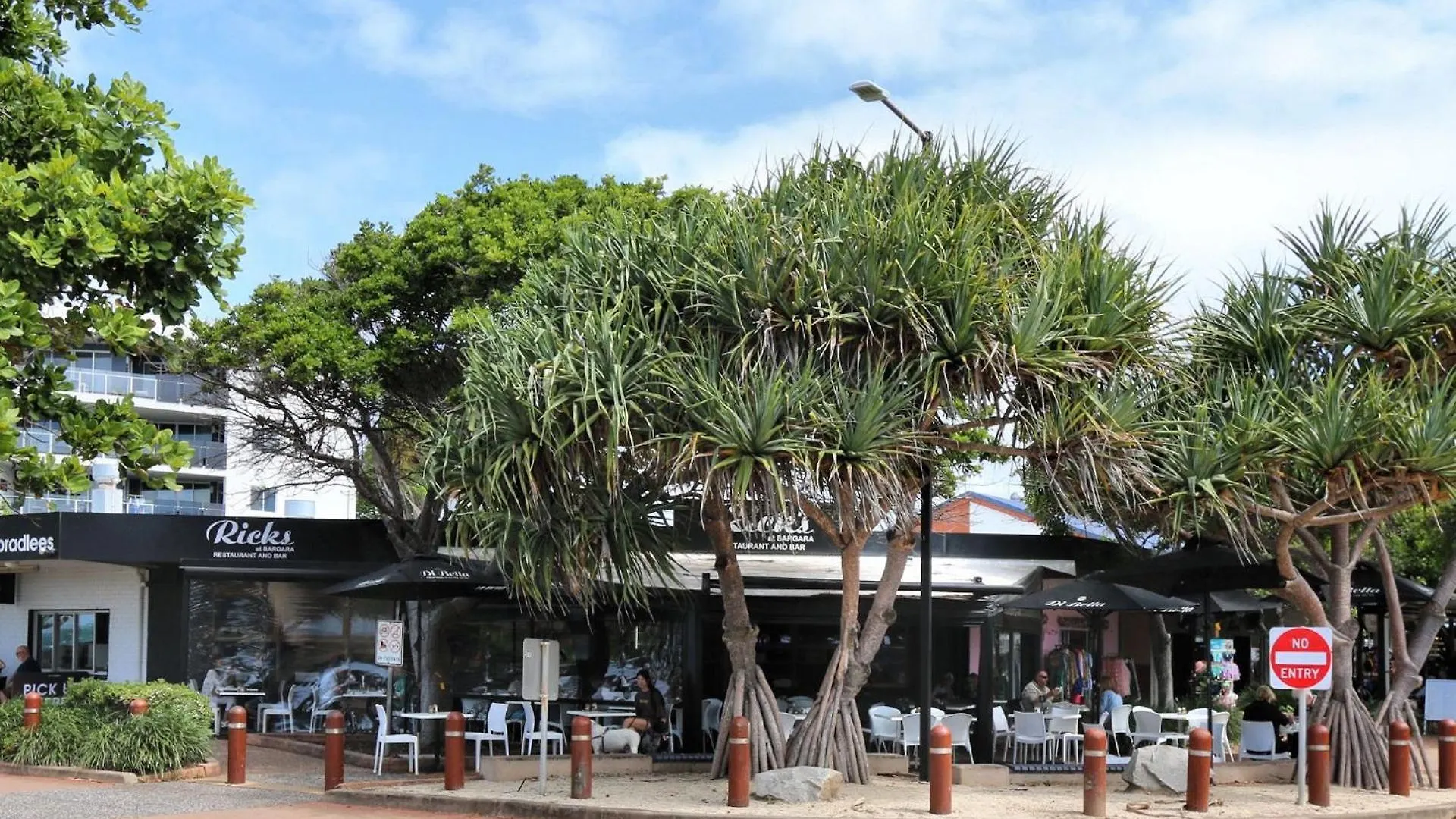 Platinum Apartments Unit 7 Bargara