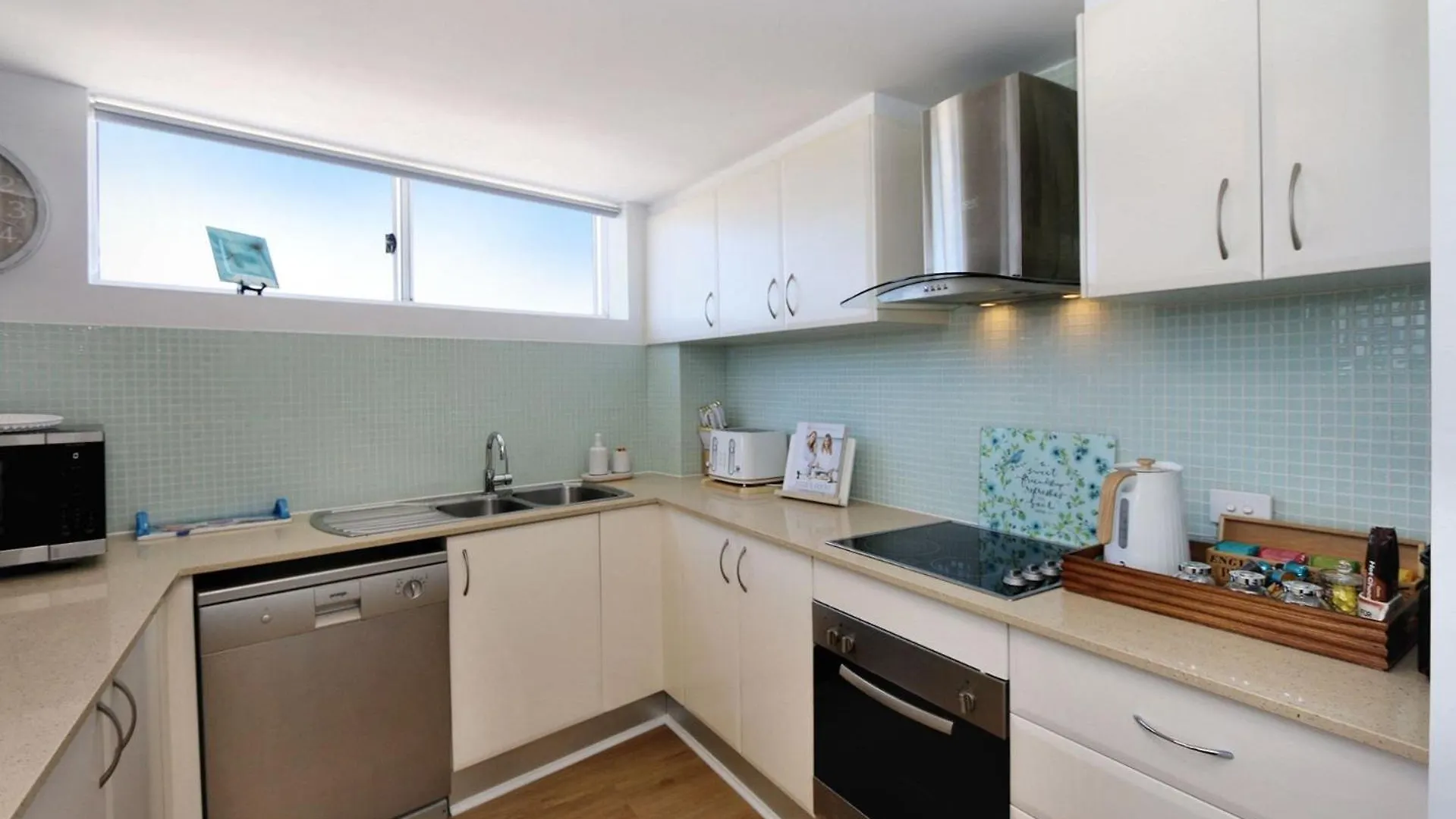 Platinum Apartments Unit 7 Bargara